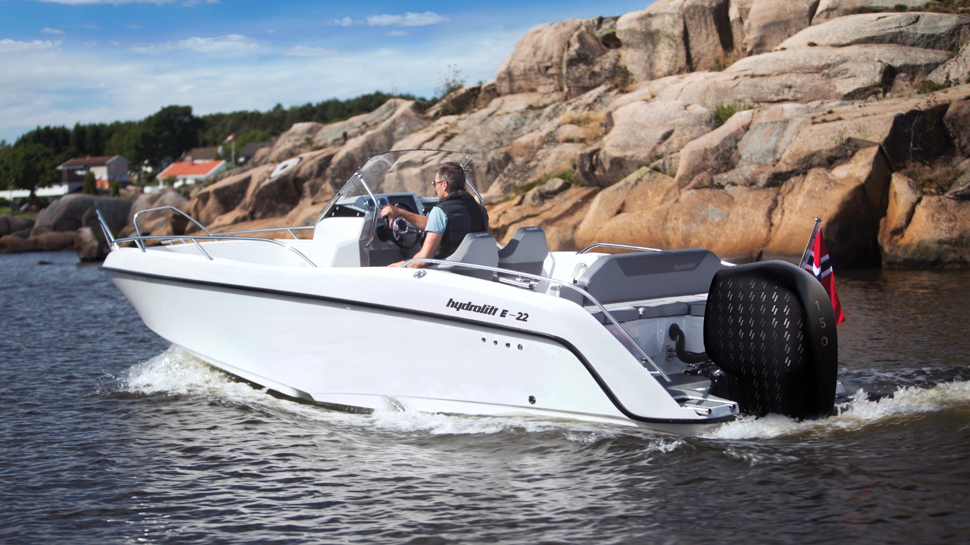 image of Hydrolift electric boat powered by evoy