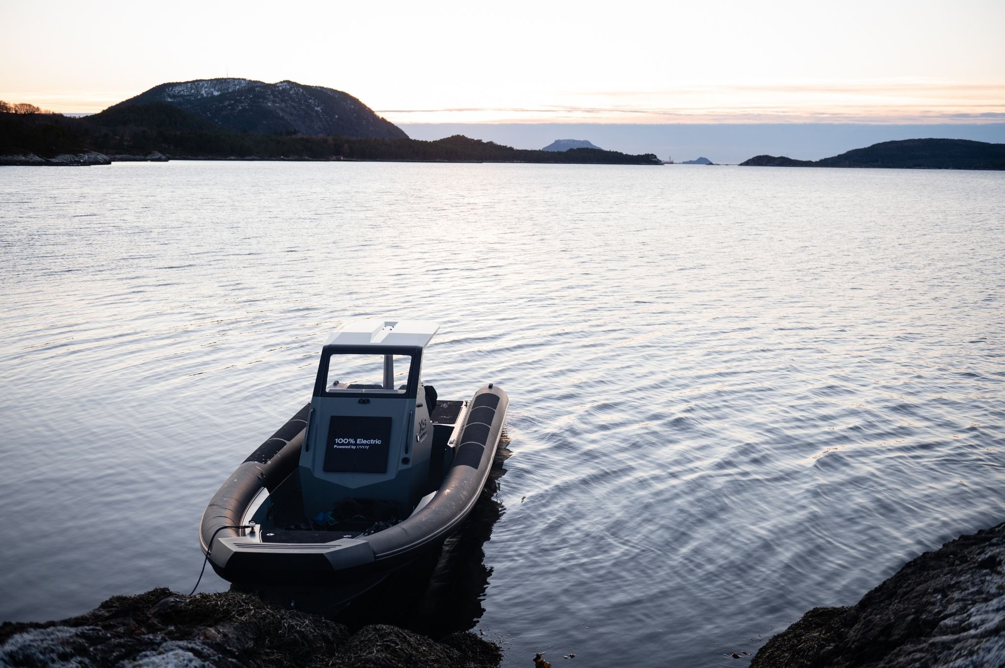 Evoy electric Goldfish boat