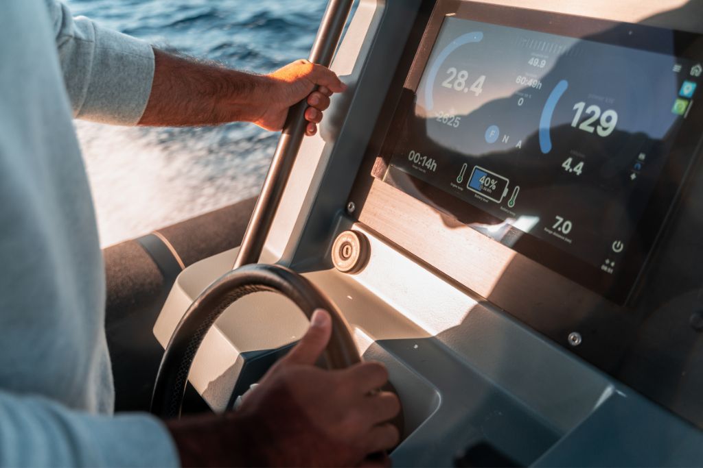 Smart Boating with Evoy electric motor systems