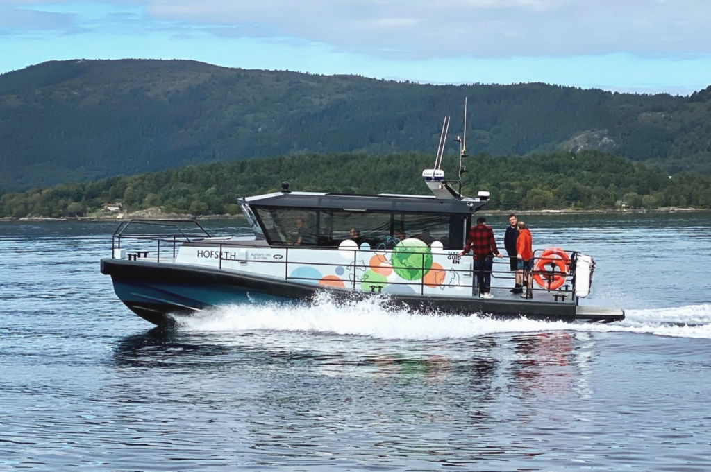 Electric Maritime Partner passenger boat Powered by Evoy 400hp inboard