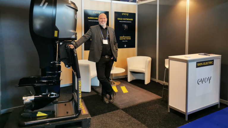 Evoy and Leif at Metstrade 2021